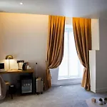 Le Grand Grenoble, Bw Premier Collection By Western Grenoble