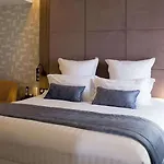 Le Grand Grenoble, Bw Premier Collection By Western Grenoble