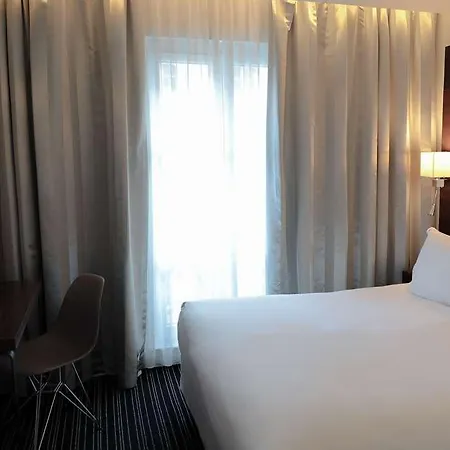 Le Grand Grenoble, Bw Premier Collection By Western Готель 4*
