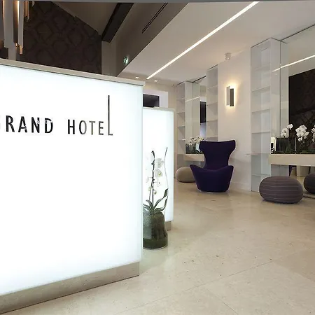 Le Grand Grenoble, Bw Premier Collection By Western 4*