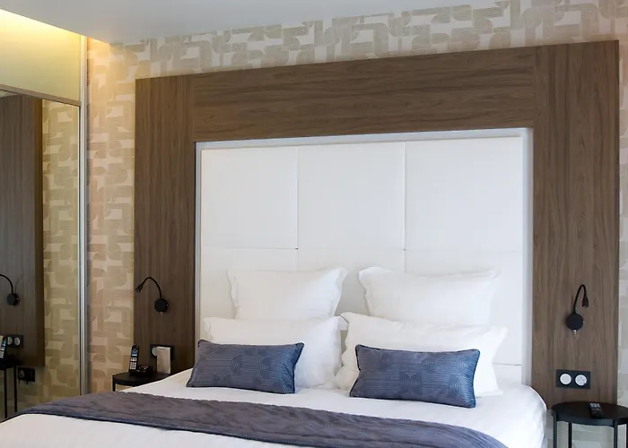 Le Grand Grenoble, Bw Premier Collection By Western 4* Grenoble