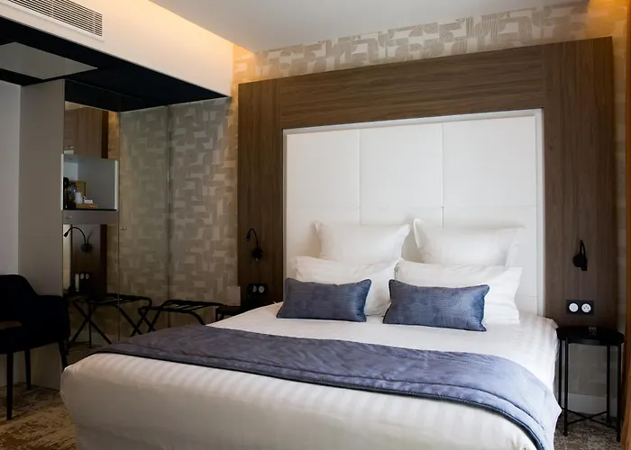 Hotel Le Grand Grenoble, Bw Premier Collection By Western 4*