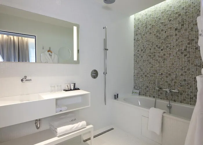 Hotel Le Grand Grenoble, Bw Premier Collection By Western 4*