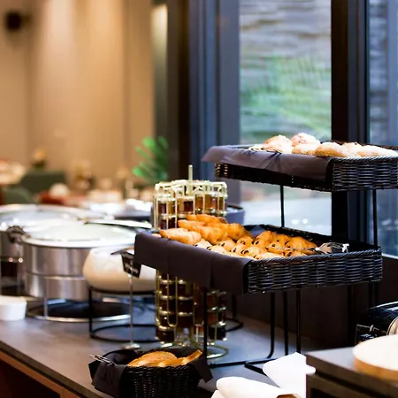 Le Grand Grenoble, Bw Premier Collection By Western Hotel 4*